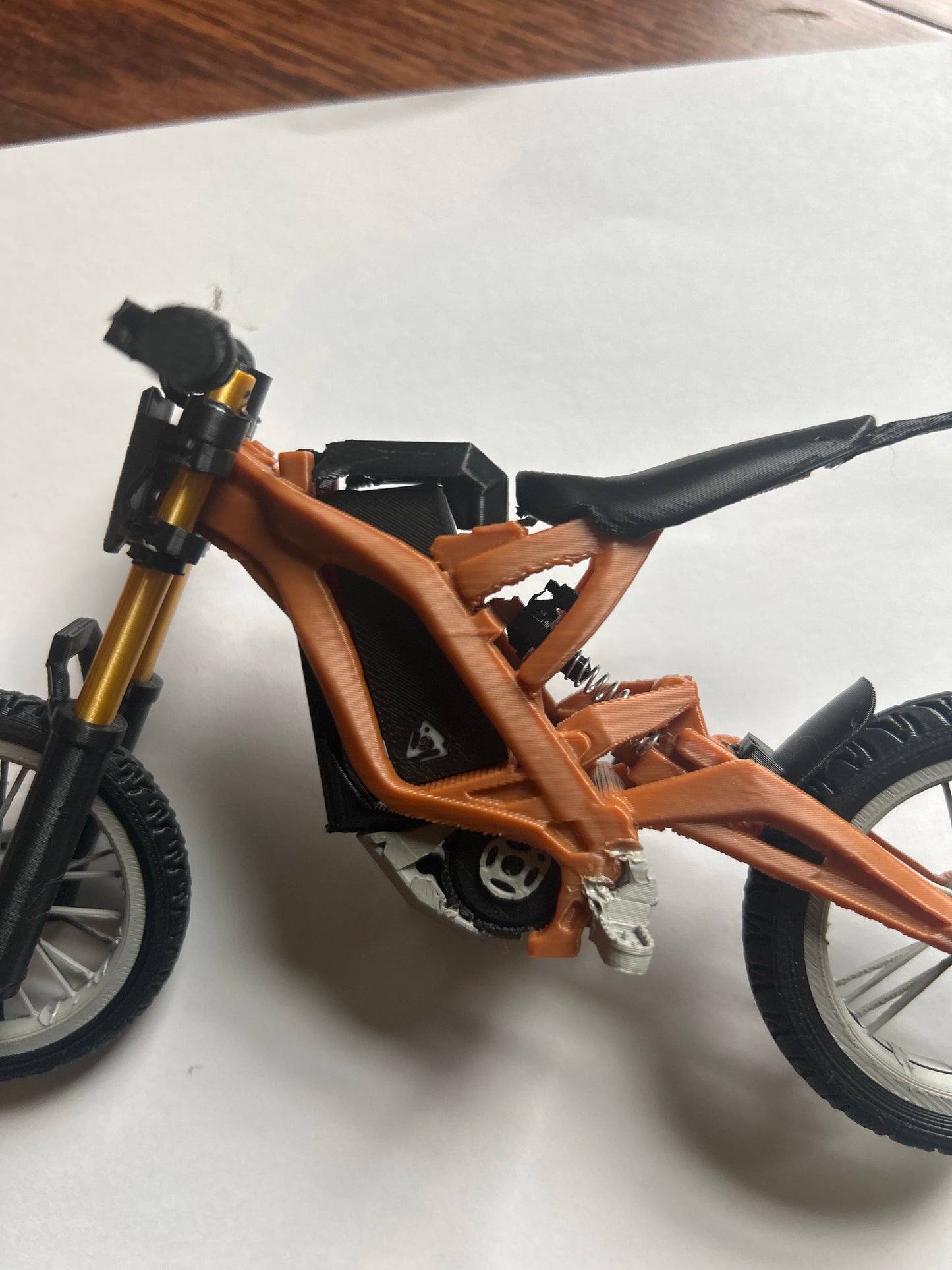 Lifted battery cover for LBX 