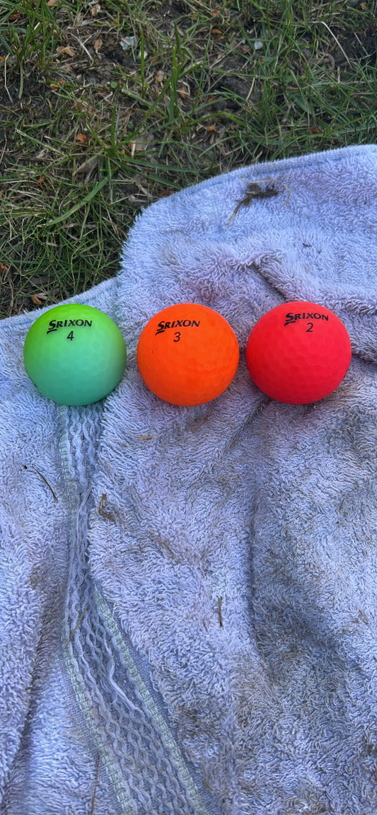 6 srixon balls